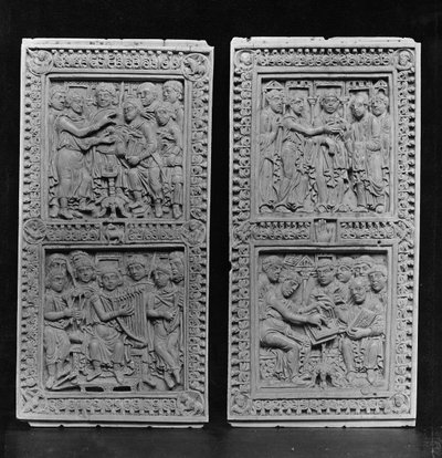 Koning David die de Psalmen zingt en St. Hiëronymus die door Paus Bonifatius wordt opgedragen de Psalmen te bewerken, boekomslagplaten, Duitse School van de Rijn, uit Aix la Chapelle door Carolingian School