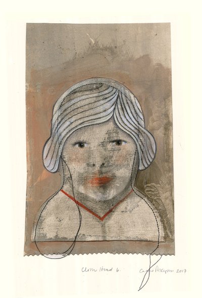 Doekhoofd, 2017 (digitale archiefprint met inkleuring met de hand) door Cathie Pilkington