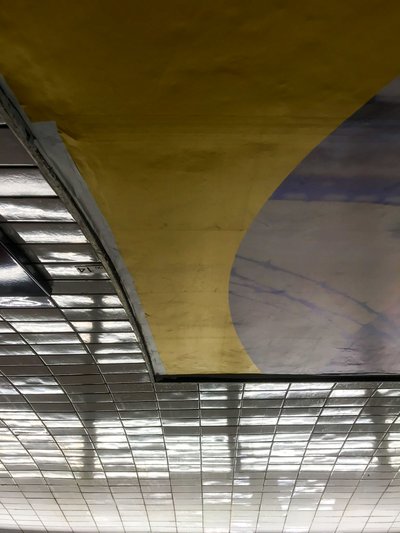 Compositie - Metro, 2019 (foto) door Cécile Jamet