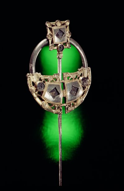Ringvormige broche, Ardagh Hoard, Reerasta, County Limerick, Vikingtijd (verguld zilver) door Celtic