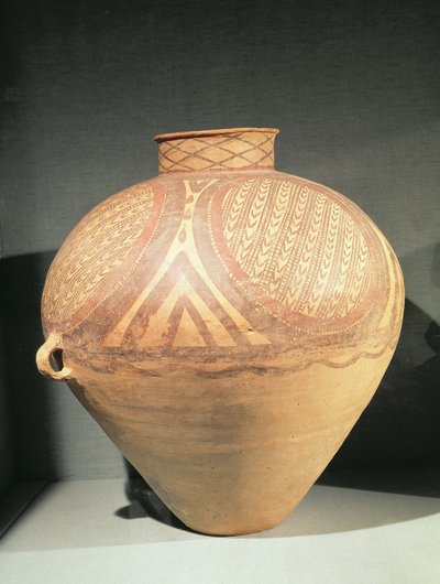 Grote smalle hals pot met kleine handvatten, uit Yung-Ching, Gansu, laat 3e millennium v.Chr. (klei) door Chinese School