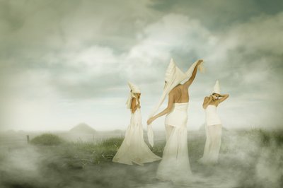 Ethereal Mist Dames door Christine von Diepenbroek