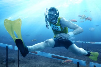 Onderwaterhordenloop door Christophe Kiciak