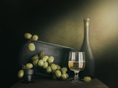 Witte wijn en druiven door Cristiano Giani