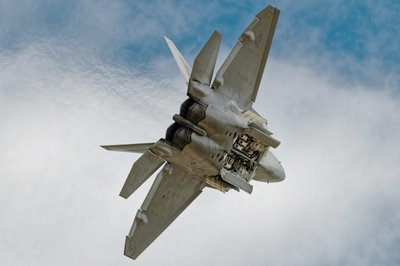 Dynamische vlucht met een straaljager door Darek Siusta
