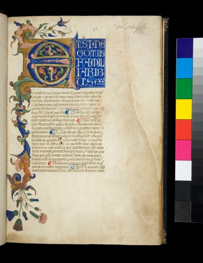 Ms 373. Pseudo-Cicero, Rhetorica ad Herennium, en andere werken, f.1r. Verlichte initiaal [E] en gedeeltelijke rand met acanthusblad en bloemversiering, de eerste regel van de tekst in witte hoofdletters op blauwe achtergrond door Don Silvestro dei Gherarducci