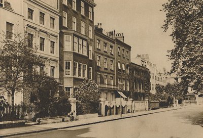 Kensington Square Die Nog Steeds de Rust van Twee Eeuwen Behoudt, ca. 1935 door Donald McLeish