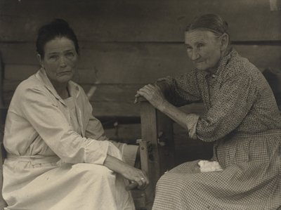 [Arminda Tante Mindy Anderson Curtis, en vriend], 1930-1934 (platinadruk) door Doris Ulmann