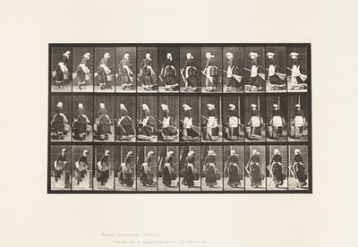 Plaat 107. Draaien om Trappen te Beklimmen, Emmer Water & Bezem in Handen door Eadweard Muybridge