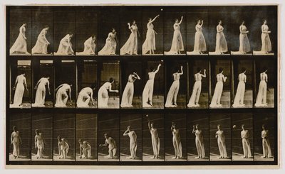 Vrouw die een bal oppakt en gooit, uit het boek Animal Locomotion door Eadweard Muybridge