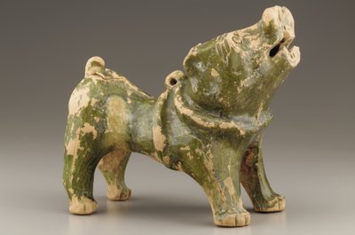 Grafbeeld van een blaffende hond door Eastern Han Dynasty Chinese School