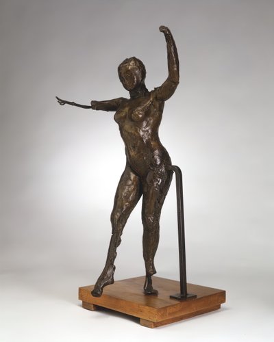 Danser Beweegt Vooruit, Armen Omhoog, Rechterbeen Vooruit door Edgar Degas