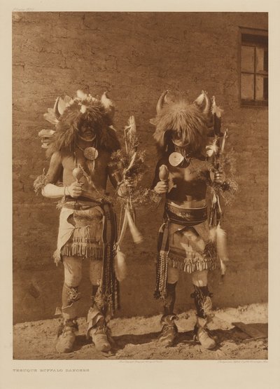Tesuque Buffalo Dansers door Edward S. Curtis