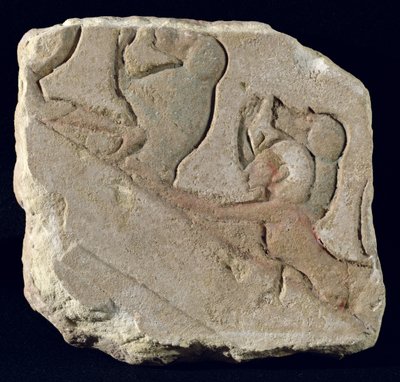Amenophis IV (Achnaton) met bavianen, Nieuwe Rijk (beschilderde steen) door Egyptian 18th Dynasty