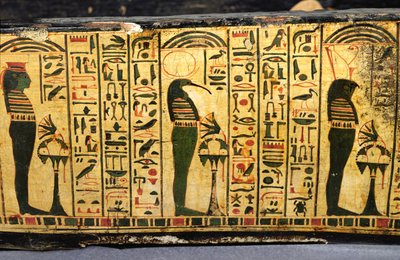 Detail van de buitenste kistbasis van de mummie van Nesyamun, mogelijk gevonden in Deir El-Bahri, Nieuwe Koninkrijk, c.1100 v.Chr. door Egyptian 20th Dynasty