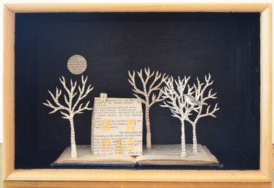 Lichtbak huisje, 2012 (gemengde techniek) door Eleanor Grafton