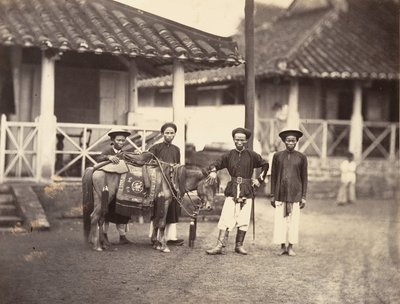 Rijke Annamiet te paard, Cochinchina, 1866 door Emile Gsell