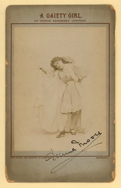 A Gaiety Girl - Decima Moore door English Photographer