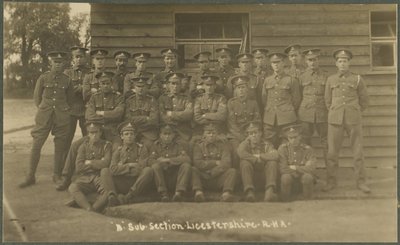 B Sub-sectie, Leicestershire Royal Horse Artillery, in trainingskamp in Diss, 1914-18 door English Photographer