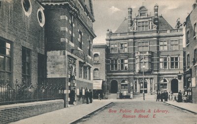 Bow Public Baths en Bibliotheek, Roman Road, Londen door English Photographer