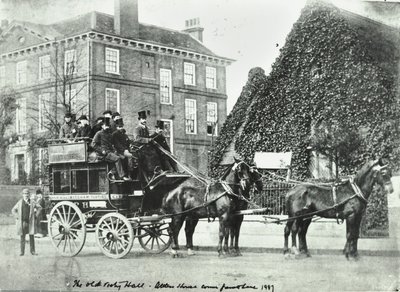 Garratt Lane: The Old Vestry Hall, 1887 door English Photographer