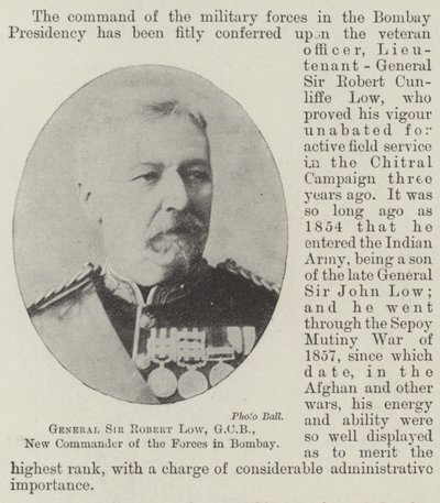 Generaal Sir Robert Low, GCB, Nieuwe Commandant van de Strijdkrachten in Bombay door English Photographer