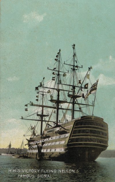 HMS Victory met Nelsons beroemde signaal door English Photographer