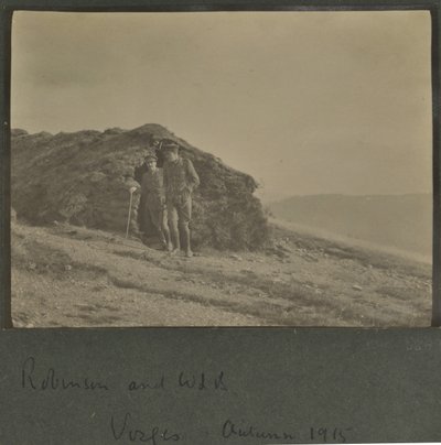 Harold Roper Robinson en William Lawrence Bragg, Vogezen, herfst 1915 door English Photographer