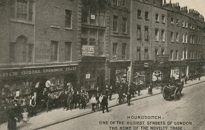 Houndsditch, een van de drukste straten van Londen, de thuisbasis van de novelty trade, Londen door English Photographer