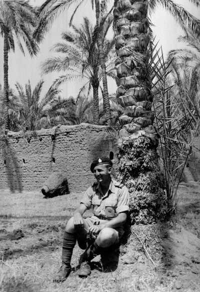 Louis Cohen, uit een album samengesteld door Majoor W H J Sale, 1943 door English Photographer