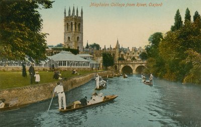 Magdalen College, Oxford, vanaf de rivier door English Photographer