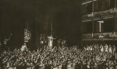 Max Reinhardts Oedipus Rex met John Martin-Harvey in 1912 door English Photographer