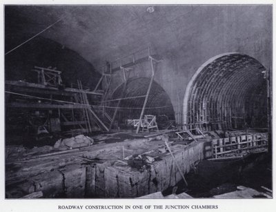 Mersey Tunnel: Wegconstructie in een van de Aansluitkamers door English Photographer