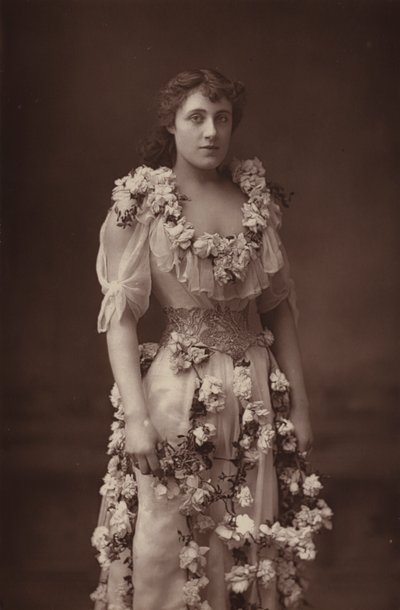 Mevrouw Julia Neilson door English Photographer