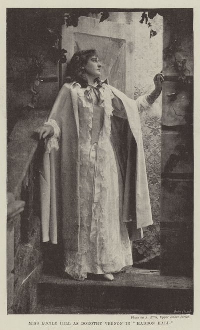 Miss Lucile Hill als Dorothy Vernon in Haddon Hall door English Photographer