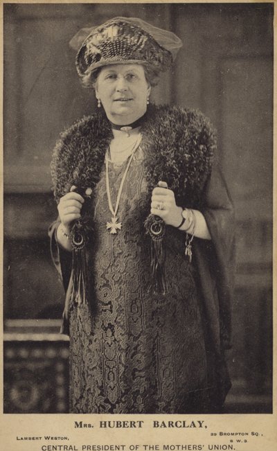 Mevrouw Hubert Barclay door English Photographer