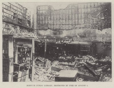 Norwich Openbare Bibliotheek, verwoest door brand op 1 augustus door English Photographer