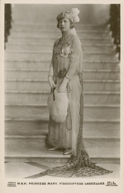 Prinses Mary, Viscountess Lascelles door English Photographer
