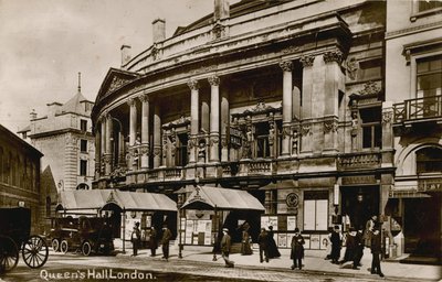 Queens Hall, Langham Place, Londen mei 1902 door English Photographer