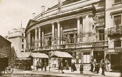Queens Hall, Londen door English Photographer