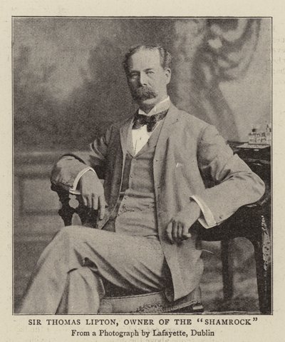 Sir Thomas Lipton, eigenaar van de Shamrock door English Photographer