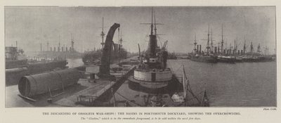 Het afvoeren van verouderde oorlogsschepen, de bassins in de haven van Portsmouth, die de overbevolking tonen door English Photographer