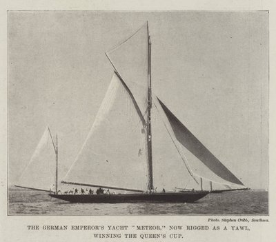 De Duitse Keizersjacht Meteor, nu getuigd als een Yawl, wint de Koningsbeker door English Photographer