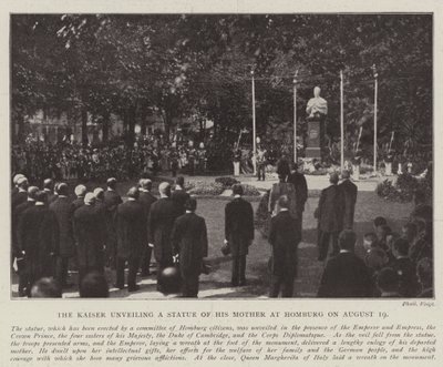 De Keizer onthult een Standbeeld van zijn Moeder in Homburg op 19 augustus door English Photographer