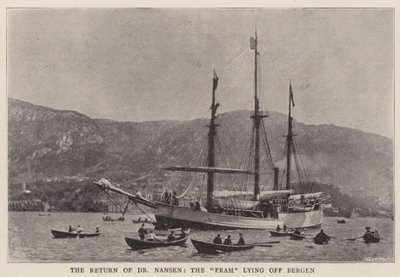 De terugkeer van Dr. Nansen, de Fram voor anker bij Bergen door English Photographer