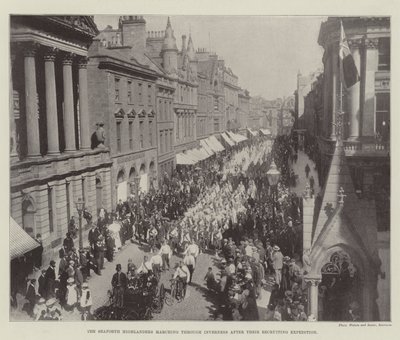 De Seaforth Highlanders marcheren door Inverness na hun wervingscampagne door English Photographer