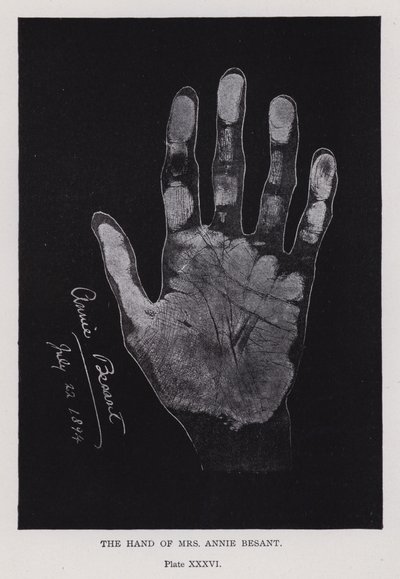 De hand van mevrouw Annie Besant door English Photographer