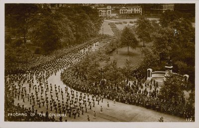 Trooping of the Colours door English Photographer