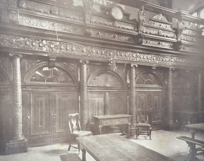 Uitzicht op Grays Inn Hall, Londen, 1885 door English Photographer