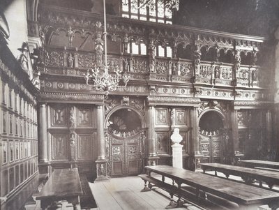 Uitzicht op interieur van Middle Temple Hall, Londen, 1885 door English Photographer